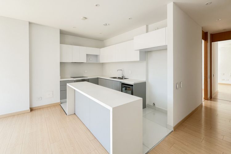 Apartamento de 2 alcobas en venta en Chico Norte, Bogotá, 93 m² · foto 4 de 23