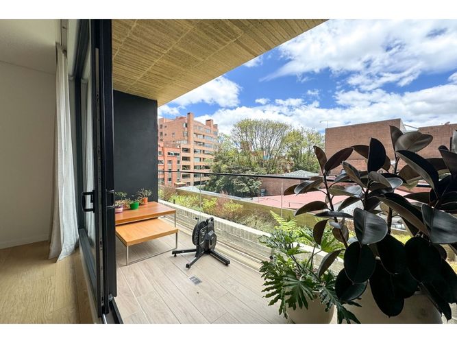 Apartamento de 3 alcobas en venta en La Cabrera, Bogotá, 242 m² · foto 8 de 24