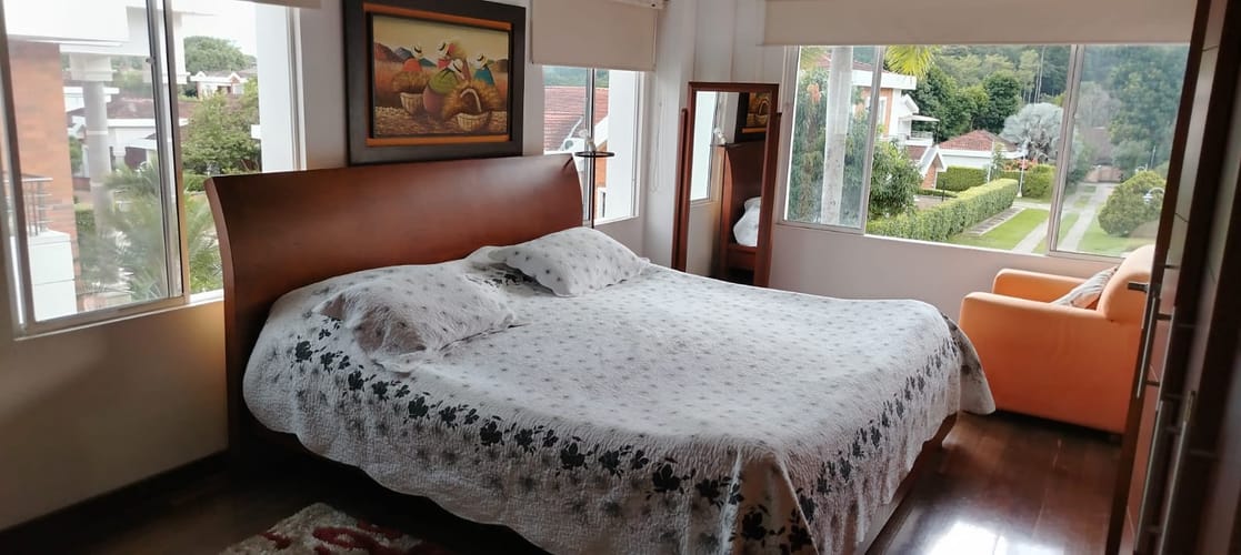 Casa de 7 alcobas en venta en La Mata, Piedecuesta, 396 m² · foto 9 de 18