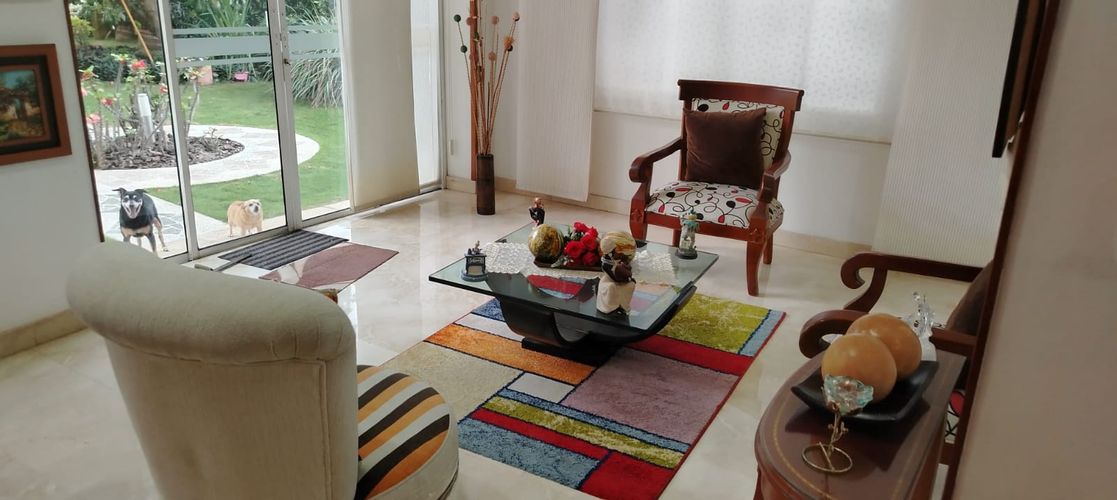 Casa de 7 alcobas en venta en La Mata, Piedecuesta, 396 m² · foto 13 de 18
