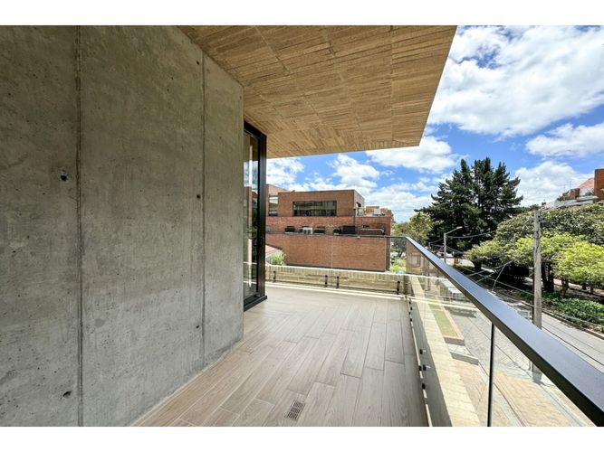 Apartamento de 3 alcobas en venta en La Cabrera, Bogotá, 242 m² · foto 18 de 24