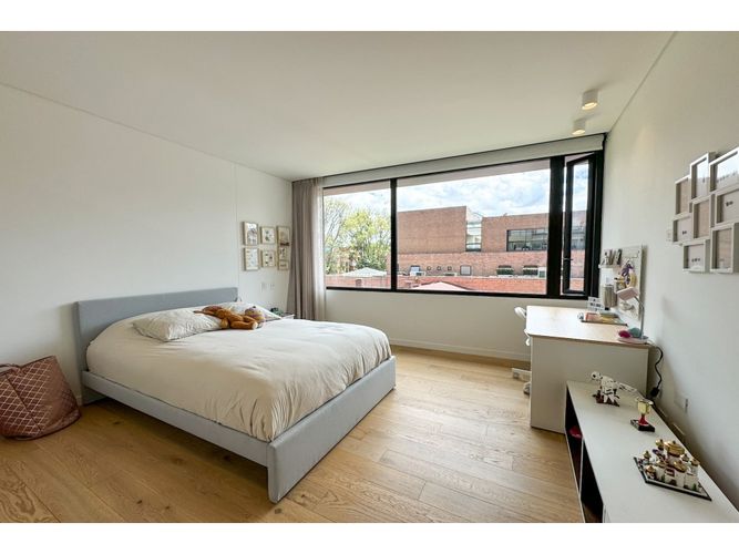 Apartamento de 3 alcobas en venta en La Cabrera, Bogotá, 242 m² · foto 19 de 24