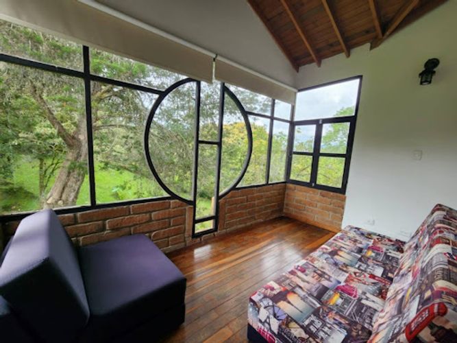 Casa de 5 alcobas en arriendo en El Retiro, 320 m² · foto 14 de 19
