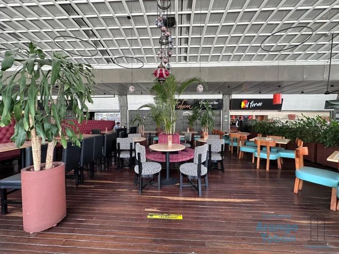 Local en venta en Las Palmas, Medellín, 238 m² · foto 15 de 19
