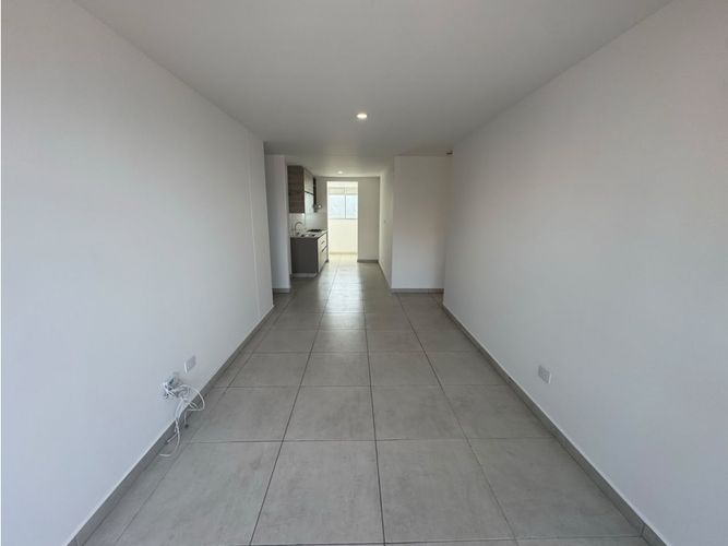 Apartamento de 3 alcobas en venta en Las Lomitas, Sabaneta, 85 m² · foto 5 de 13