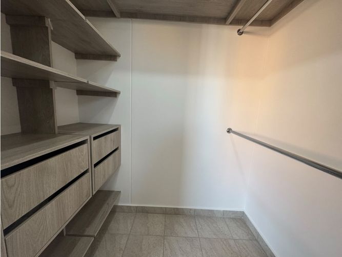 Apartamento de 3 alcobas en venta en Las Lomitas, Sabaneta, 85 m² · foto 13 de 13