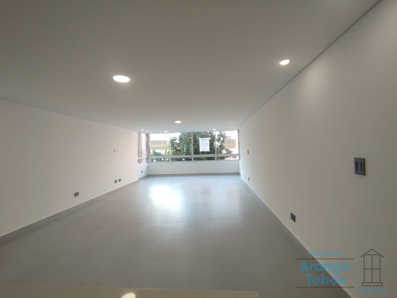 Apartamento en venta en Laureles, Medellín · foto 2 de 21