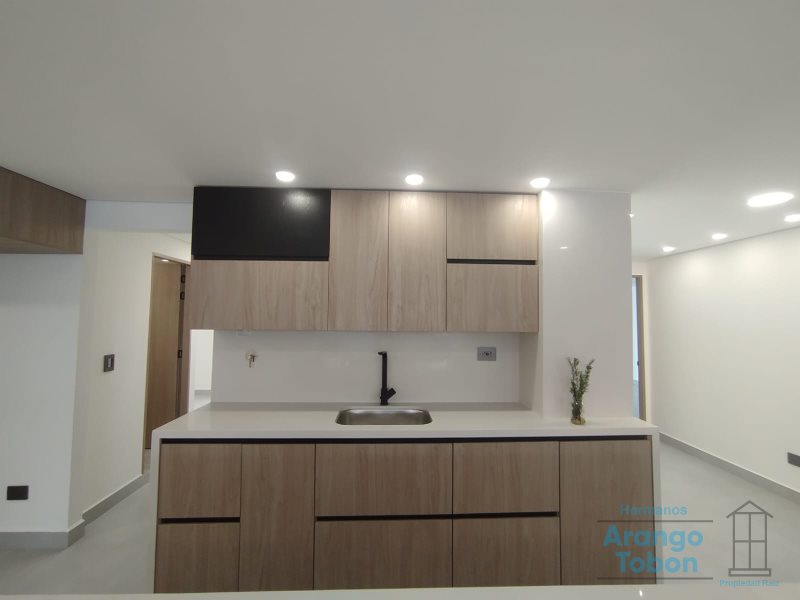 Apartamento en venta en Laureles, Medellín · foto 6 de 21