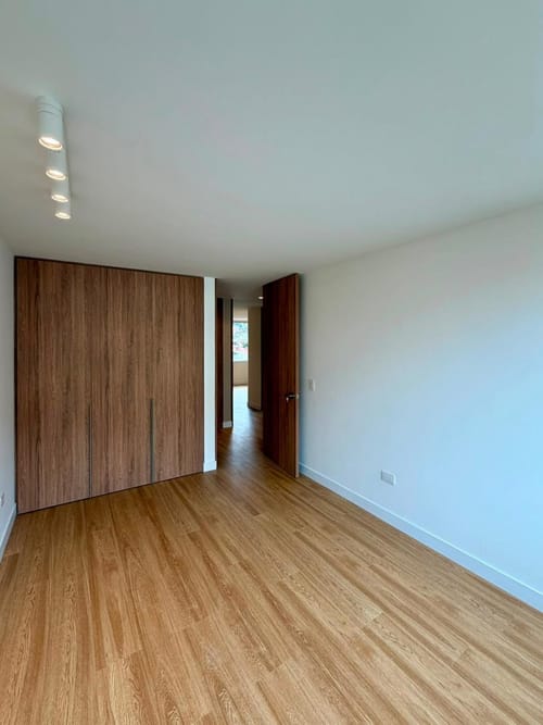 Apartamento de 3 alcobas en venta en El Nogal, Bogotá, 139 m² · foto 8 de 14