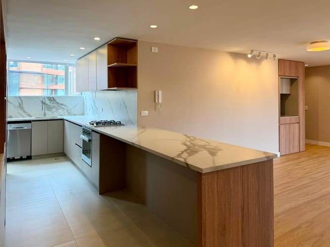 Apartamento de 3 alcobas en venta en El Nogal, Bogotá, 139 m² · foto 4 de 14