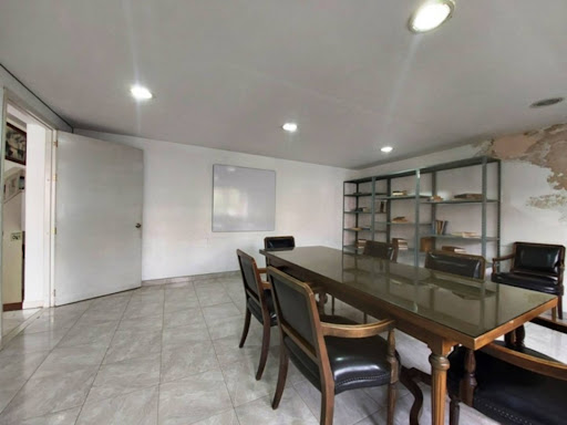 Casa en venta en Santa Barbara, Bogotá · foto 8 de 20