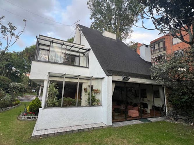 Casa en venta en Andes Norte, Bogotá · foto 2 de 24