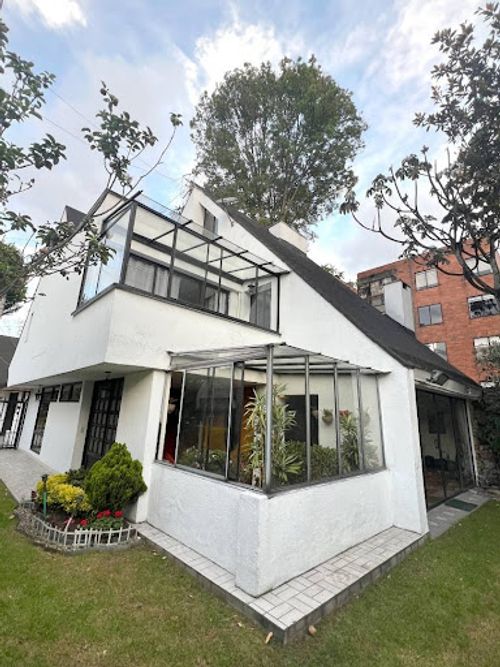 Casa en venta en Andes Norte, Bogotá · foto 3 de 24