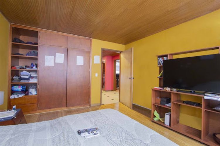 Apartamento de 4 alcobas en venta en El Retiro, Bogotá, 207 m² · foto 18 de 24