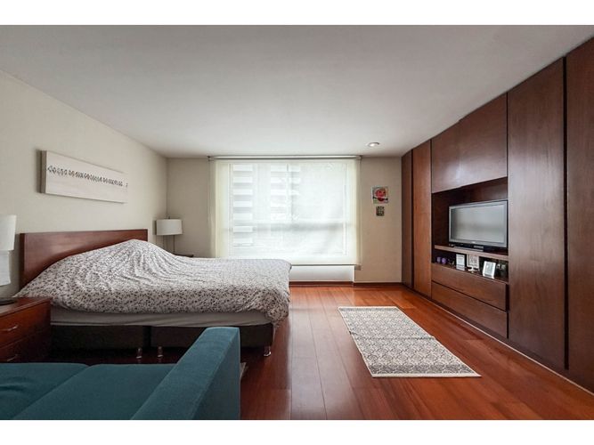 Apartamento de 3 alcobas en venta en Santa Barbara, Bogotá, 159 m² · foto 14 de 18