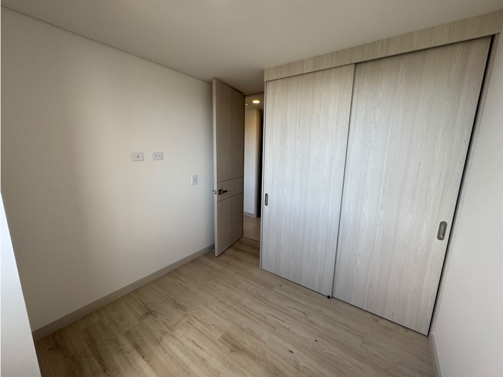 Apartamento en venta en Quebrada Grande, La Estrella · foto 6 de 13