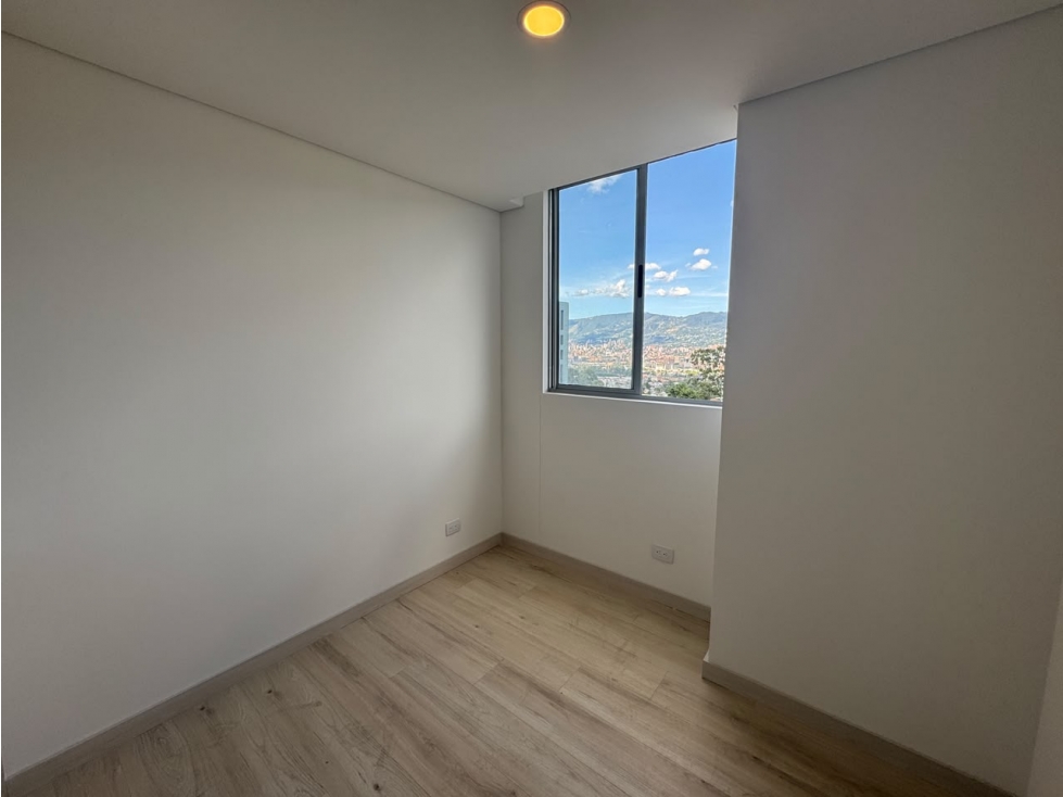 Apartamento en venta en Quebrada Grande, La Estrella · foto 7 de 13