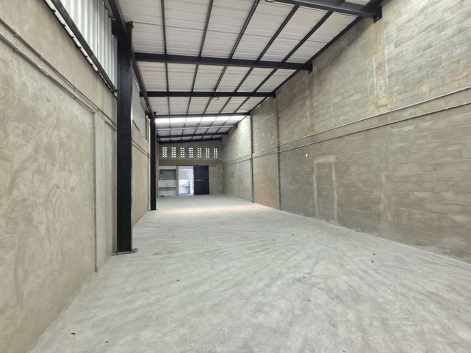 Bodega en arriendo en Barrio Nuevo, Palmira, 185 m² · foto 3 de 8