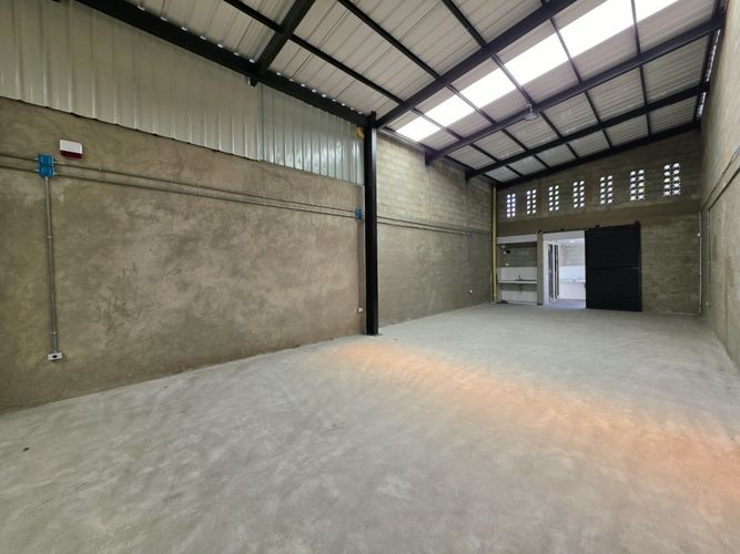 Bodega en arriendo en Barrio Nuevo, Palmira, 185 m² · foto 4 de 8