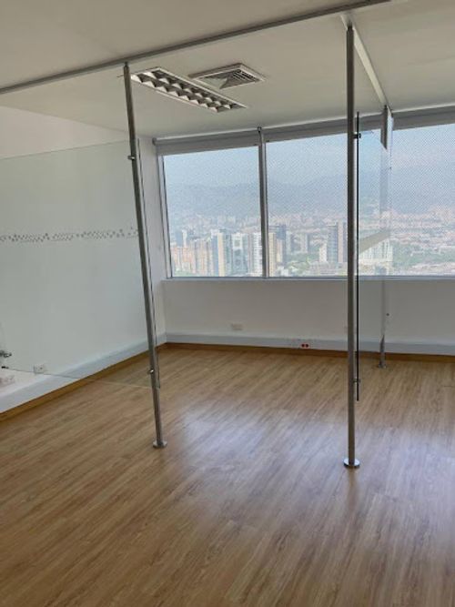 Oficina en arriendo en Vía Las Palmas, Medellín, 67 m² · foto 4 de 10