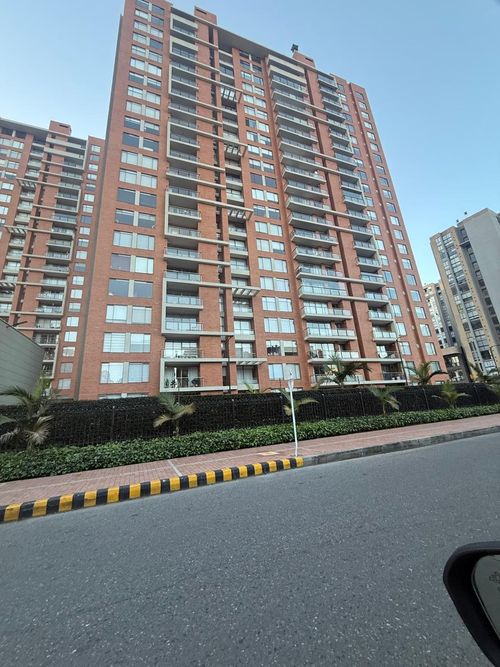 Apartamento de 3 alcobas en venta en El Plan, Bogotá, 112 m² · foto 13 de 13