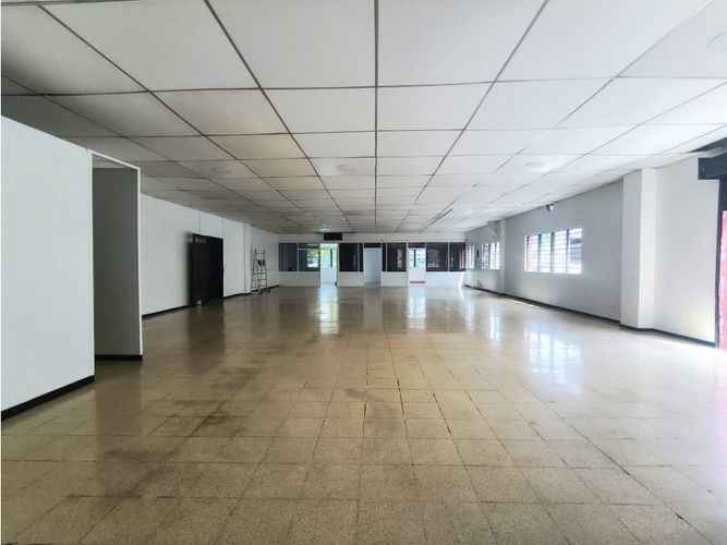 Local en arriendo en Los Naranjos, Itagüí, 250 m² · foto 4 de 14