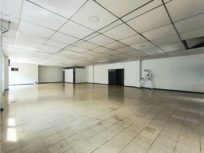 Local en arriendo en Los Naranjos, Itagüí, 250 m² · foto 7 de 14
