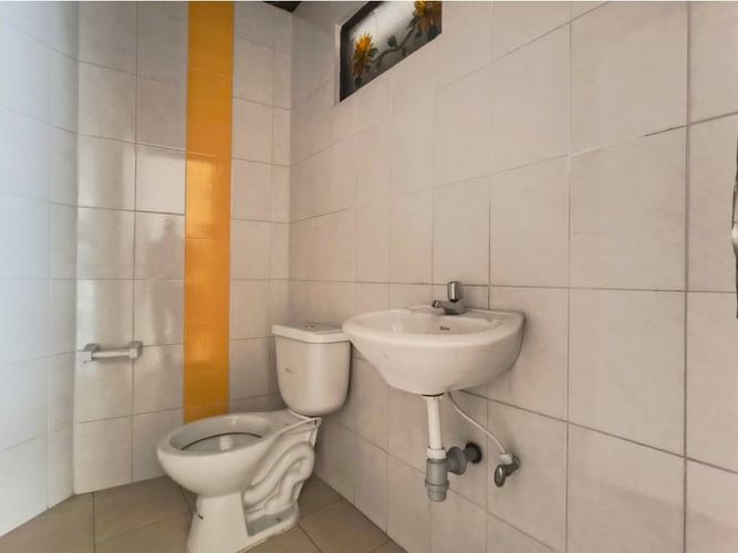Local en arriendo en Los Naranjos, Itagüí, 250 m² · foto 14 de 14