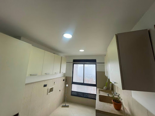 Apartamento en arriendo en Los Naranjos, Medellín · foto 9 de 24