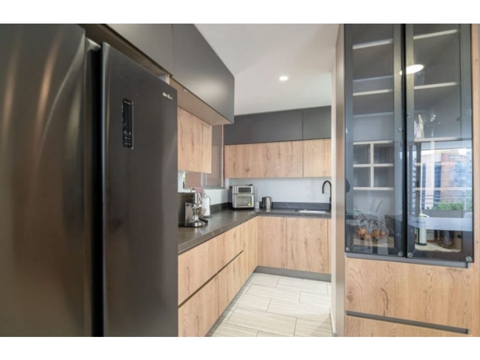 Apartamento en arriendo en El Tesoro, Medellín · foto 6 de 13