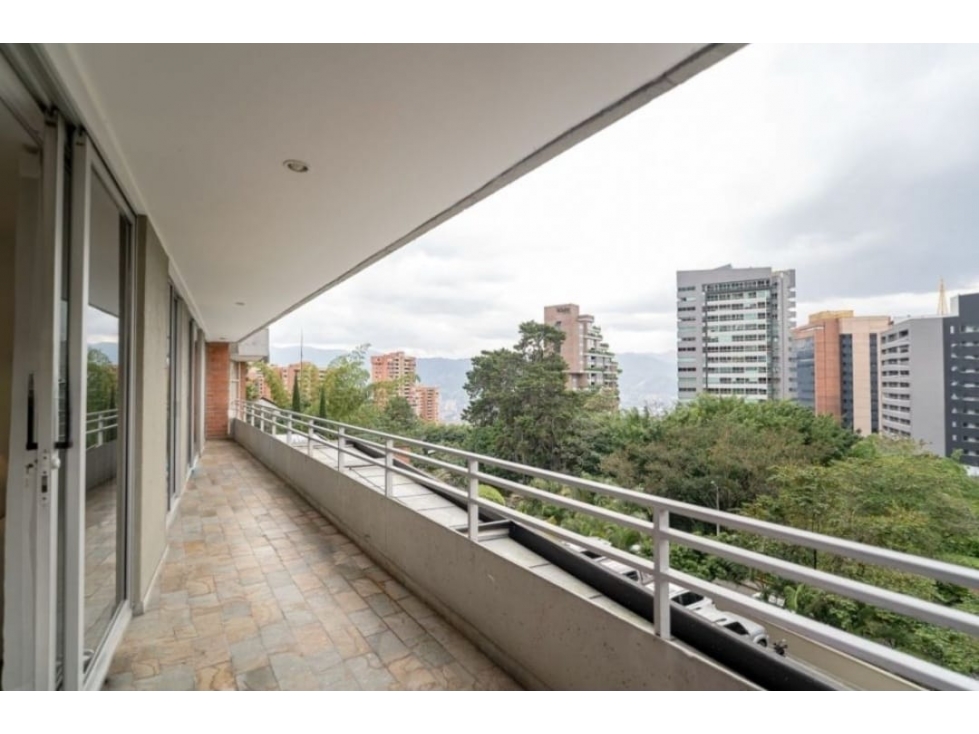 Apartamento en arriendo en El Tesoro, Medellín · foto 10 de 13