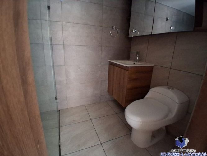 Apartamento en venta en El Poblado, Medellín · foto 2 de 7