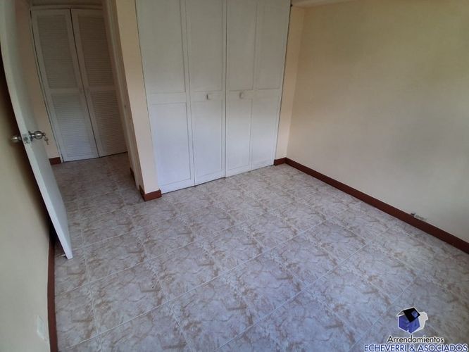 Apartamento en venta en El Poblado, Medellín · foto 4 de 7