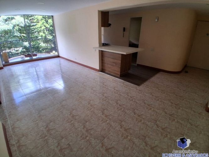 Apartamento en venta en El Poblado, Medellín · foto 5 de 7