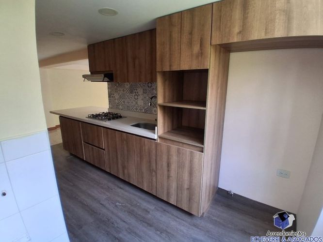 Apartamento en venta en El Poblado, Medellín · foto 6 de 7