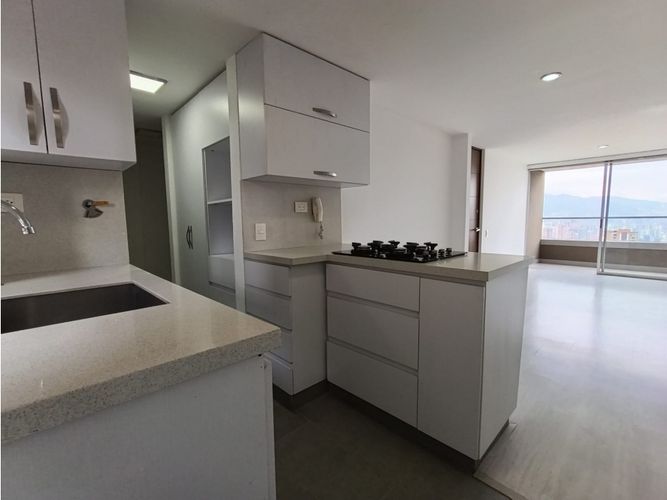 Apartamento en venta en Las Palmas, Medellín · foto 3 de 9