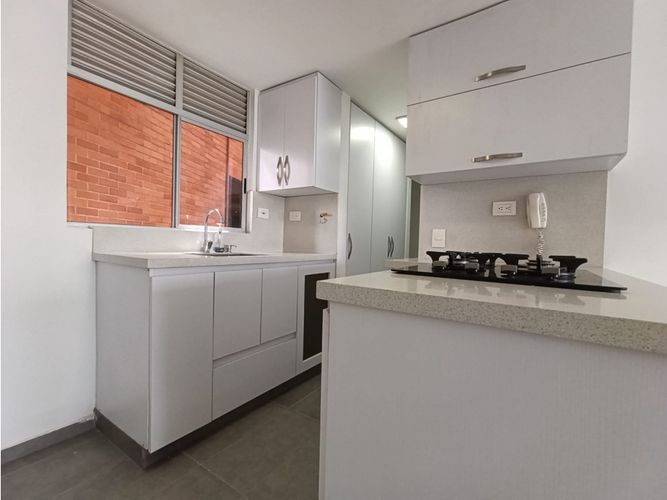 Apartamento en venta en Las Palmas, Medellín · foto 4 de 9
