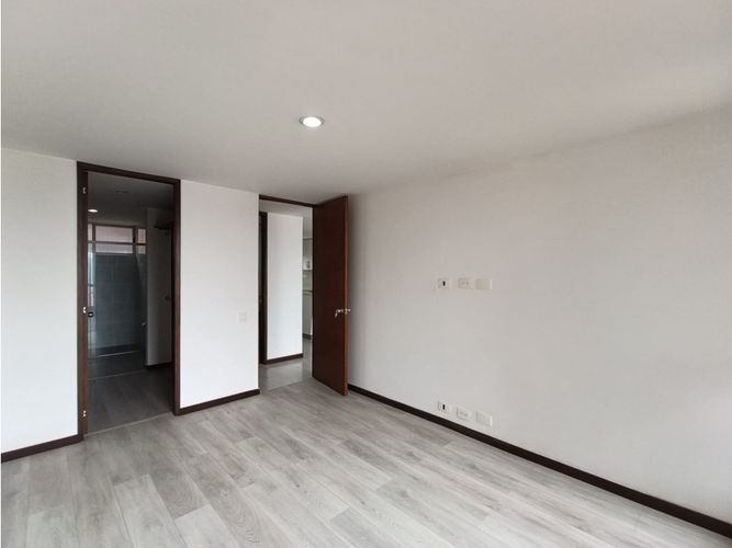 Apartamento en venta en Las Palmas, Medellín · foto 6 de 9