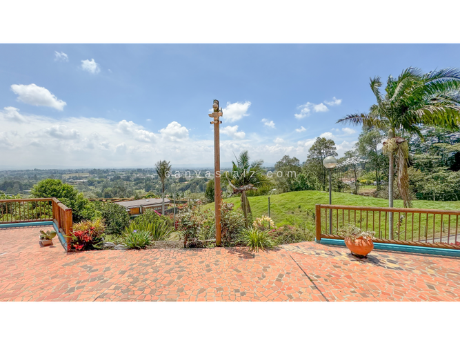 Finca en venta en Sajonia, Rionegro, 217 m² · foto 3 de 21