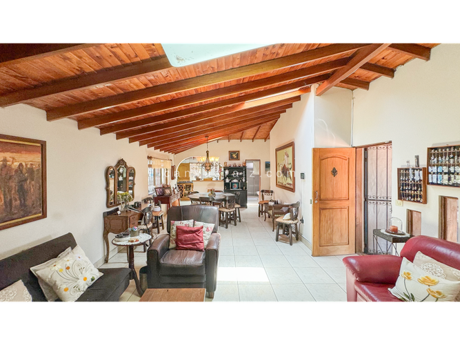 Finca en venta en Sajonia, Rionegro, 217 m² · foto 4 de 21