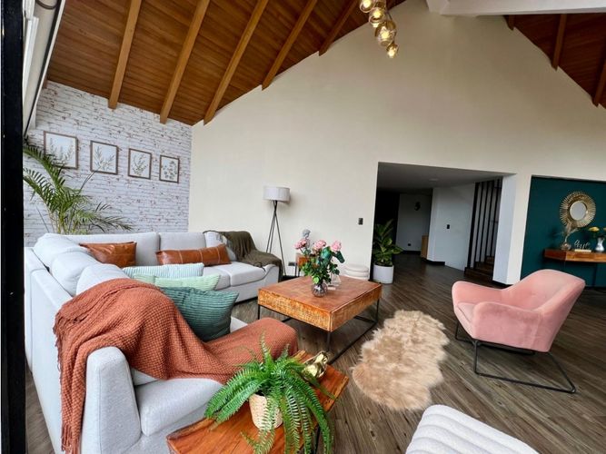 Casa en venta en Colinas De Suba, Bogotá · foto 5 de 24