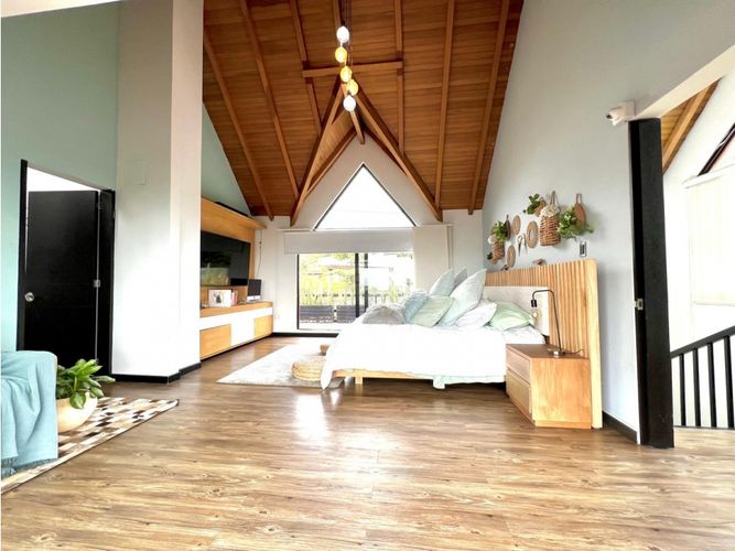 Casa en venta en Colinas De Suba, Bogotá · foto 6 de 24