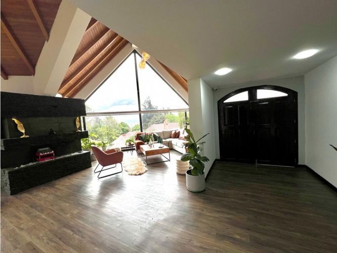 Casa en venta en Colinas De Suba, Bogotá · foto 11 de 24