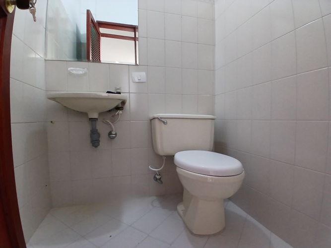 Oficina en arriendo en Estadio, Medellín, 140 m² · foto 10 de 11
