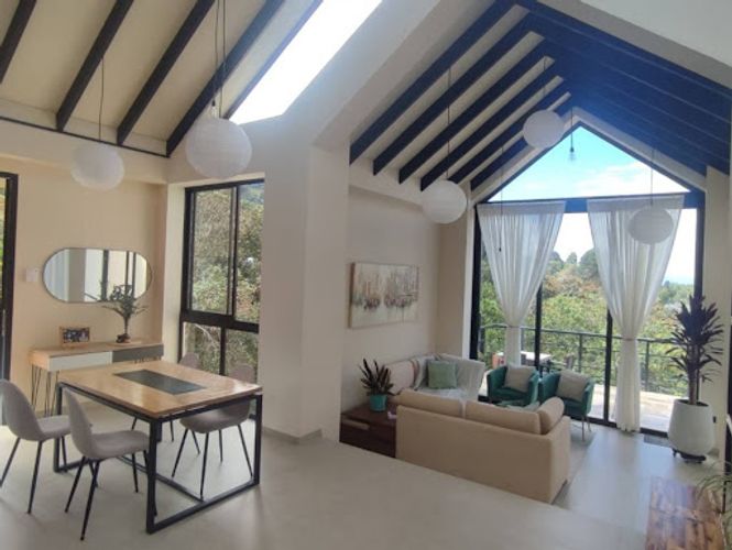 Casa de 3 alcobas en venta en La Clara, Guarne, 300 m² · foto 10 de 24