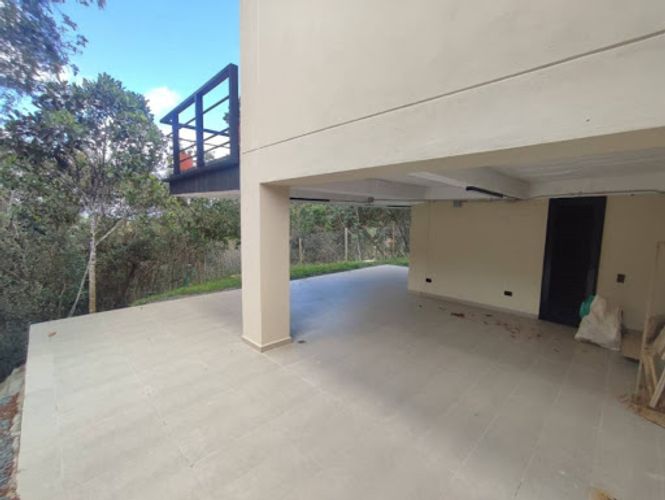 Casa de 3 alcobas en venta en La Clara, Guarne, 300 m² · foto 23 de 24