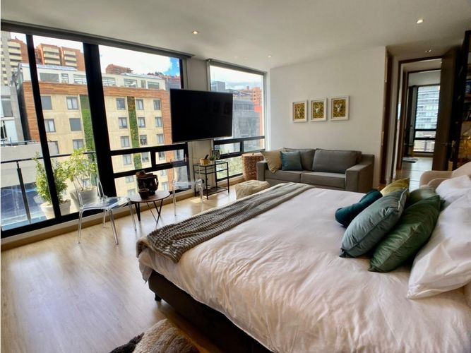 Apartamento de 2 alcobas en venta en Santa Barbara, Bogotá, 143 m² · foto 4 de 15