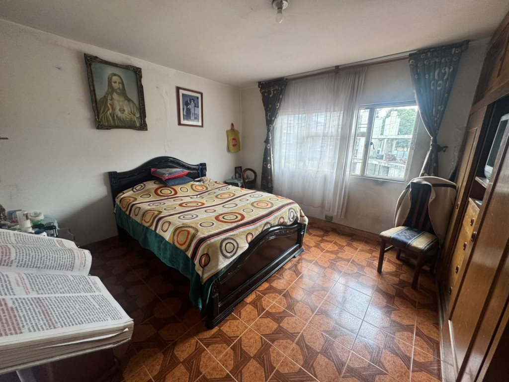 Casa en venta en Bravo Paez, Bogotá · foto 3 de 22