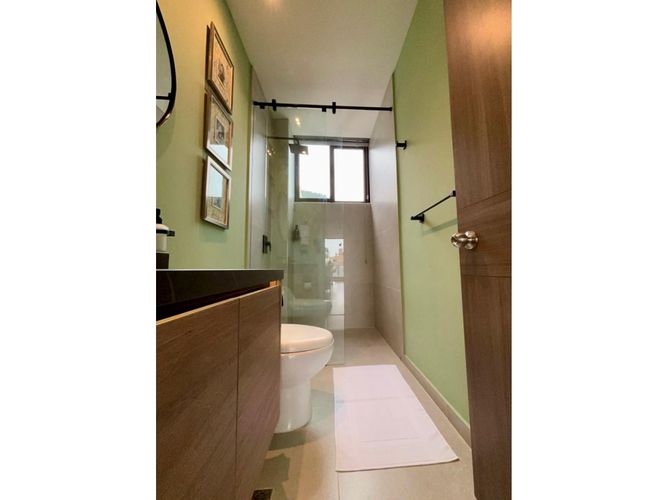 Apartamento de 2 alcobas en venta en Santa Barbara, Bogotá, 143 m² · foto 9 de 15