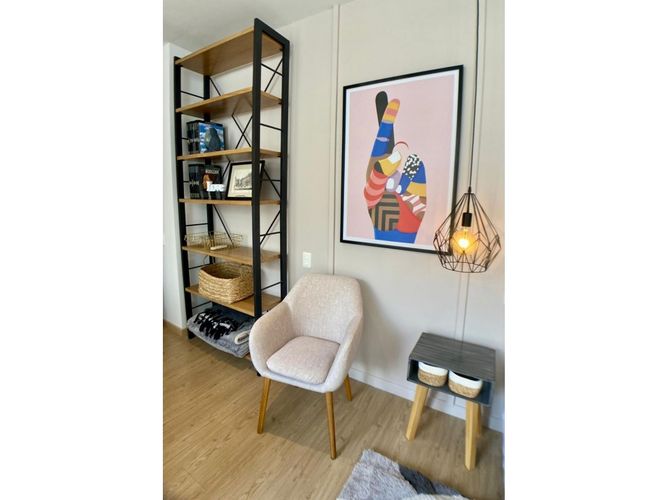 Apartamento de 2 alcobas en venta en Santa Barbara, Bogotá, 143 m² · foto 10 de 15